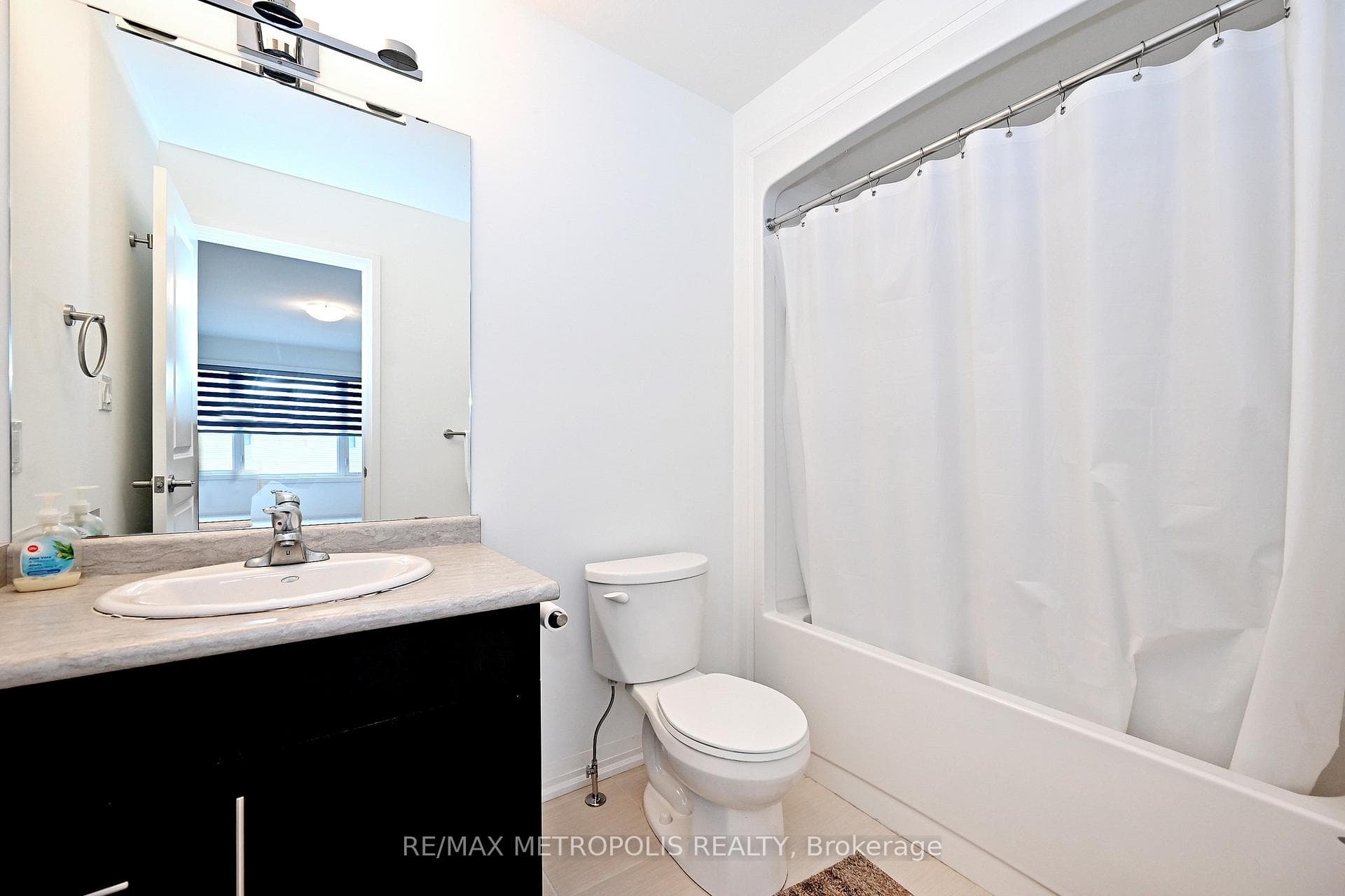 4552 Portage Road 104, Niagara Falls, ON L2E 6A8, Niagara Falls, ON — photo 34 of 50