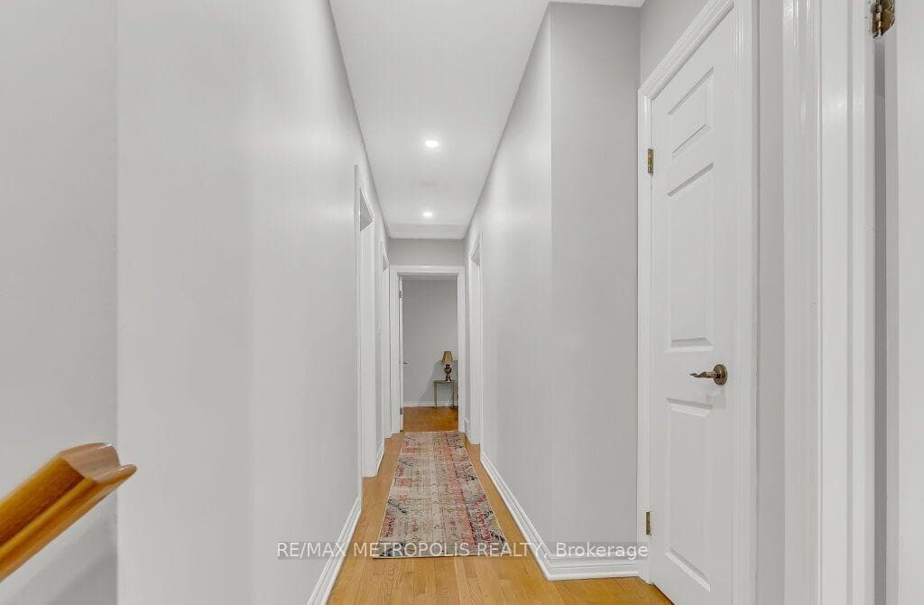 100 Warren Road, Kitchener, ON N2M 4T4, Kitchener, ON — photo 16 of 37