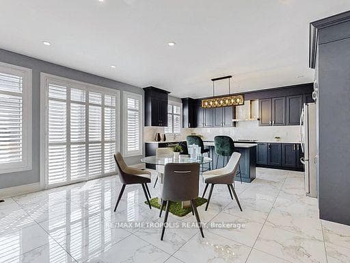 126 Silk Twist Drive, East Gwillimbury, ON L9N 0W1, East Gwillimbury, ON — photo 9 of 35