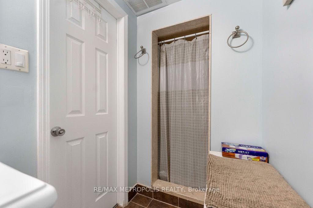 42 Gulliver Crescent, Brampton, ON L6S 1S9, Brampton, ON — photo 52 of 55