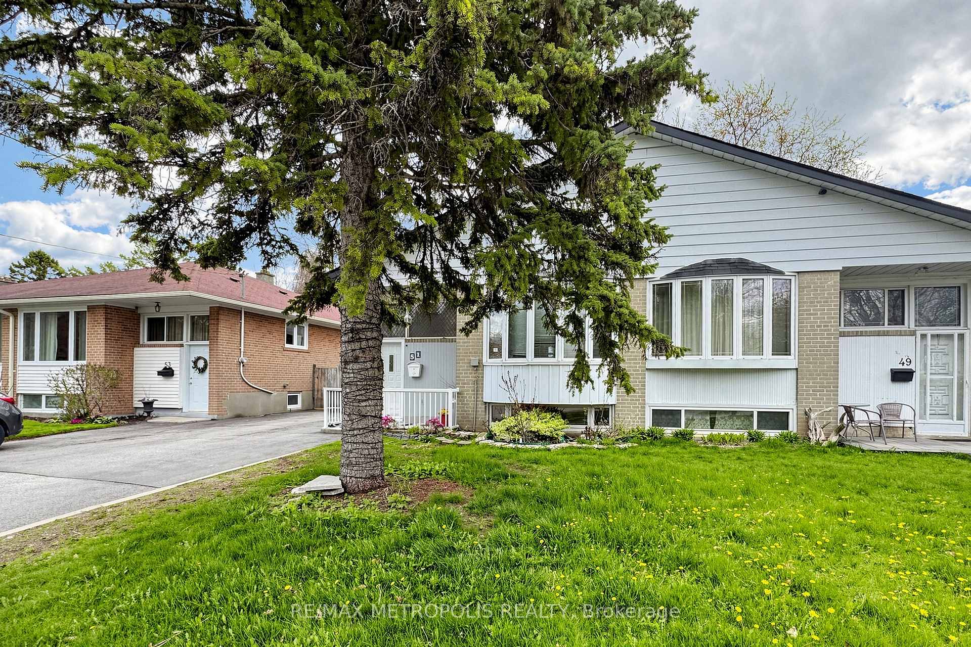 51 Greyabbey Trail, Toronto E08, ON M1E 1V8, Toronto E08, ON — photo 3 of 51