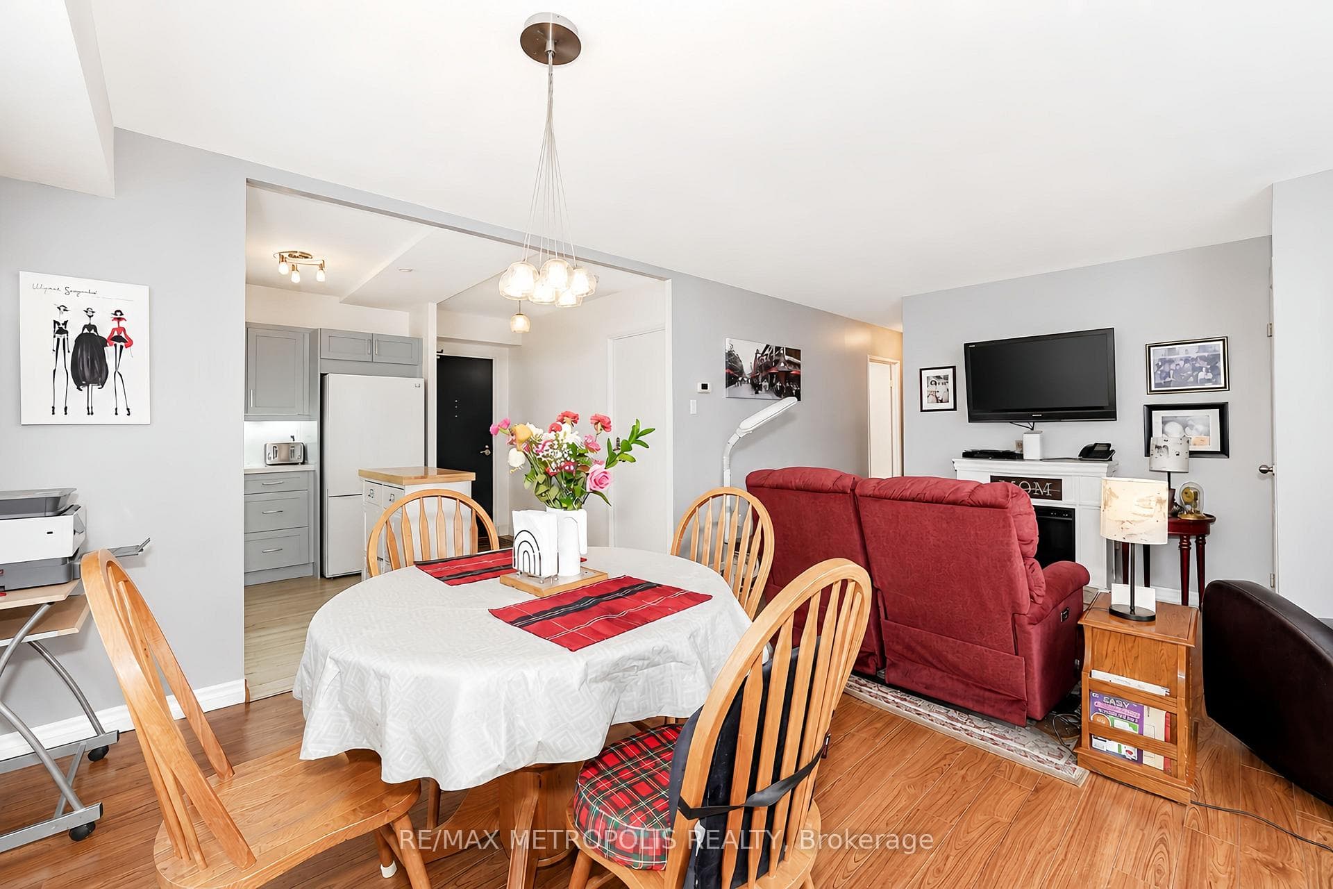 40 William Roe Boulevard 1010, Newmarket, ON L3Y 5N4, Newmarket, ON — photo 23 of 52