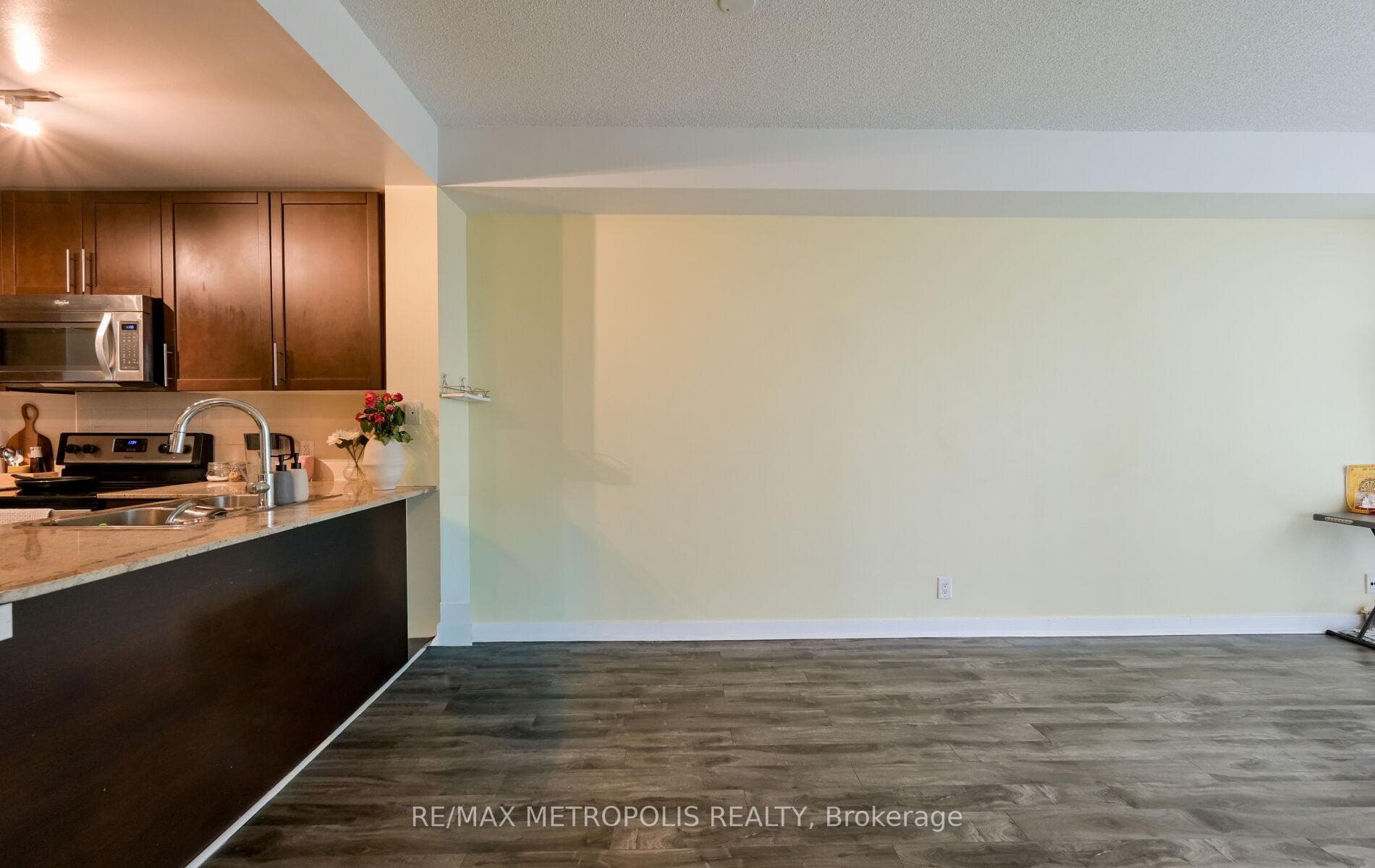 3985 Grand Park Drive 1004, Mississauga, ON L5B 0H8, Mississauga, ON — photo 25 of 43
