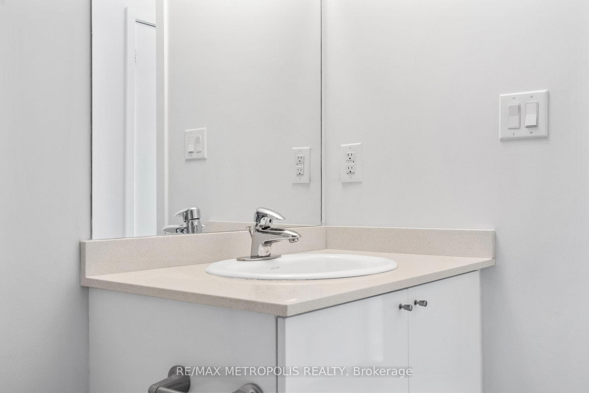 3985 Grand Park Drive 305, Mississauga, ON L5B 0H8, Mississauga, ON — photo 14 of 27