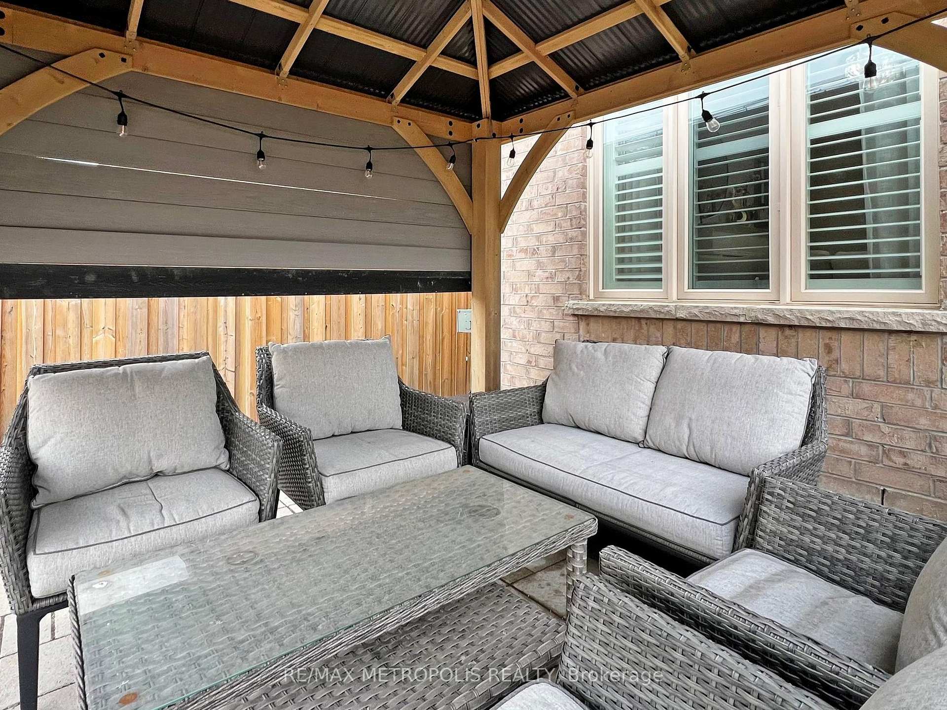 124 Milby Crescent, Bradford West Gwillimbury, ON L3Z 0X8, Bradford West Gwillimbury, ON — photo 25 of 29