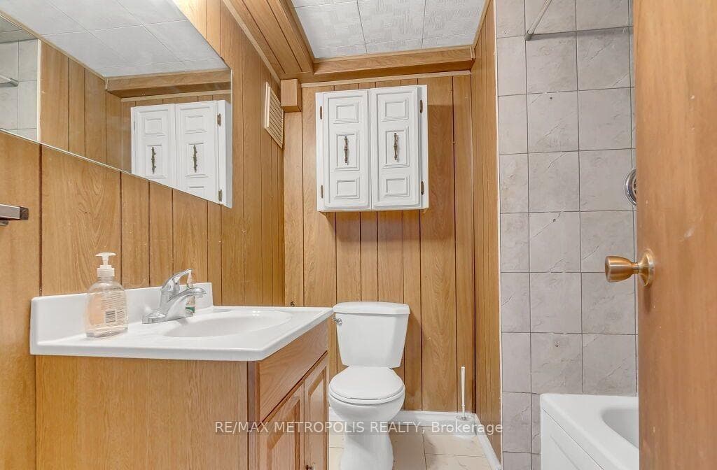 100 Warren Road, Kitchener, ON N2M 4T4, Kitchener, ON — photo 27 of 37