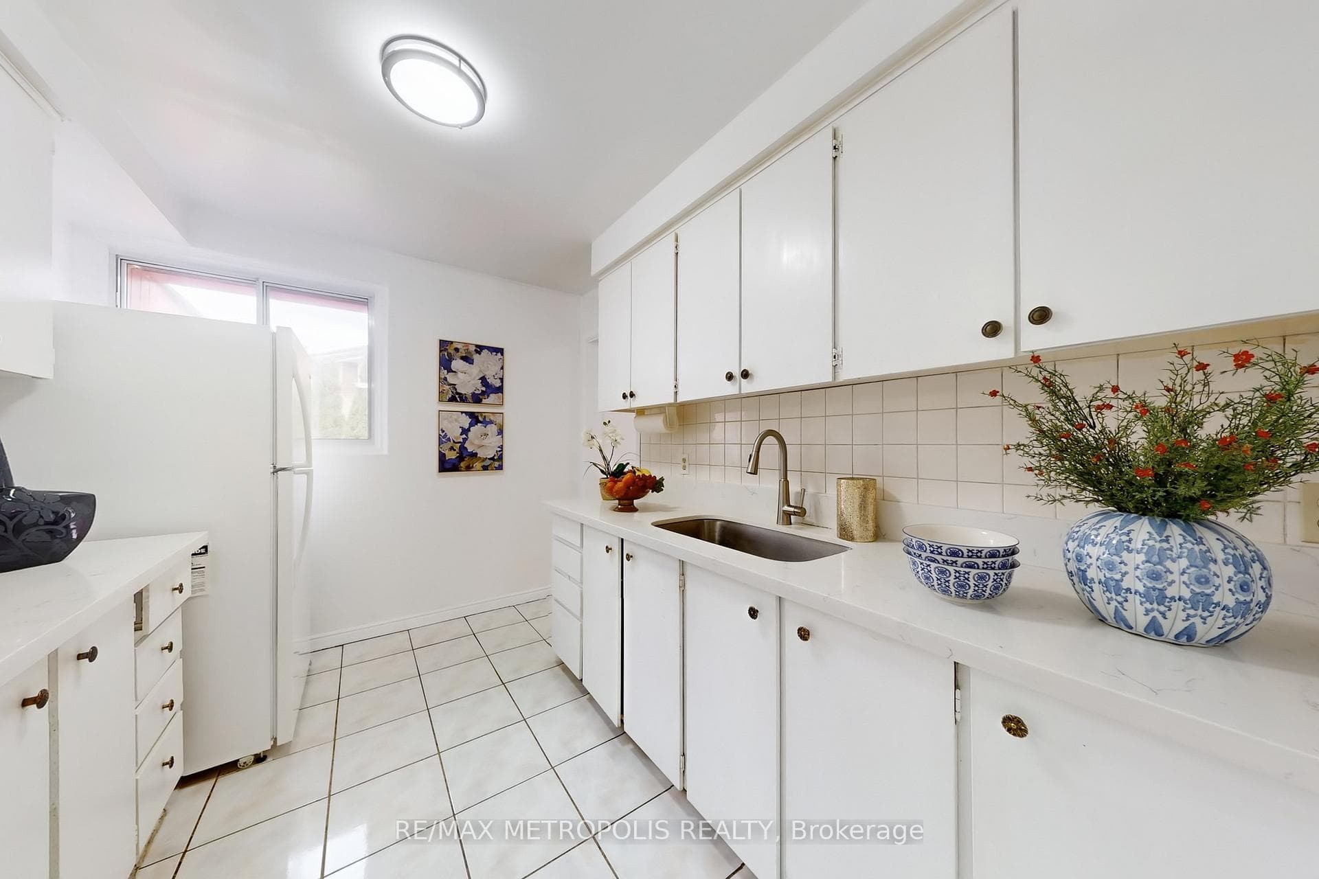 1021 Midland Avenue 25, Toronto E08, ON M1K 4G7, Toronto E08, ON — photo 10 of 50