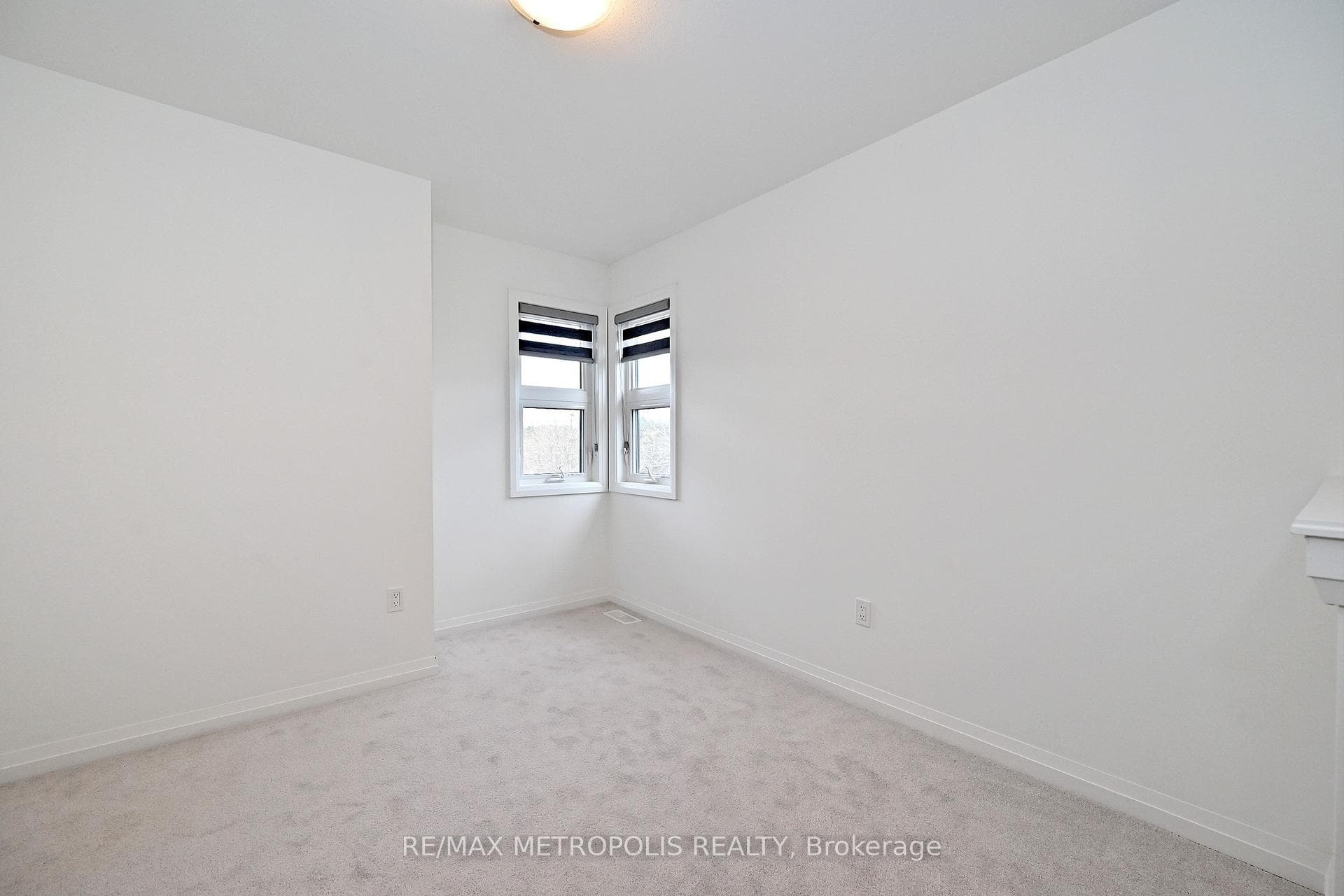 4552 Portage Road 104, Niagara Falls, ON L2E 6A8, Niagara Falls, ON — photo 24 of 50