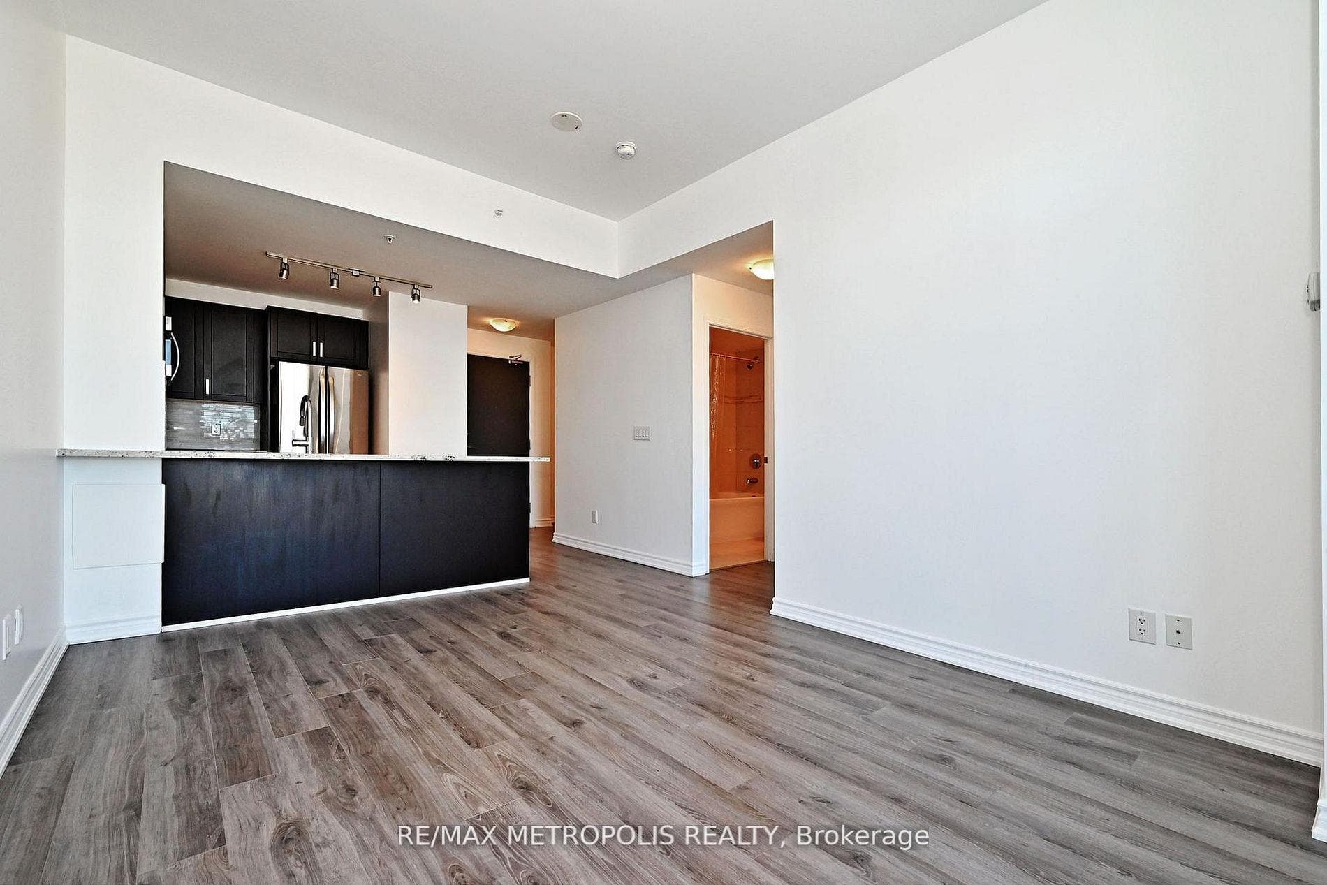 11611 Yonge Street 809, Richmond Hill, ON L4E 1G2, Richmond Hill, ON — photo 12 of 43