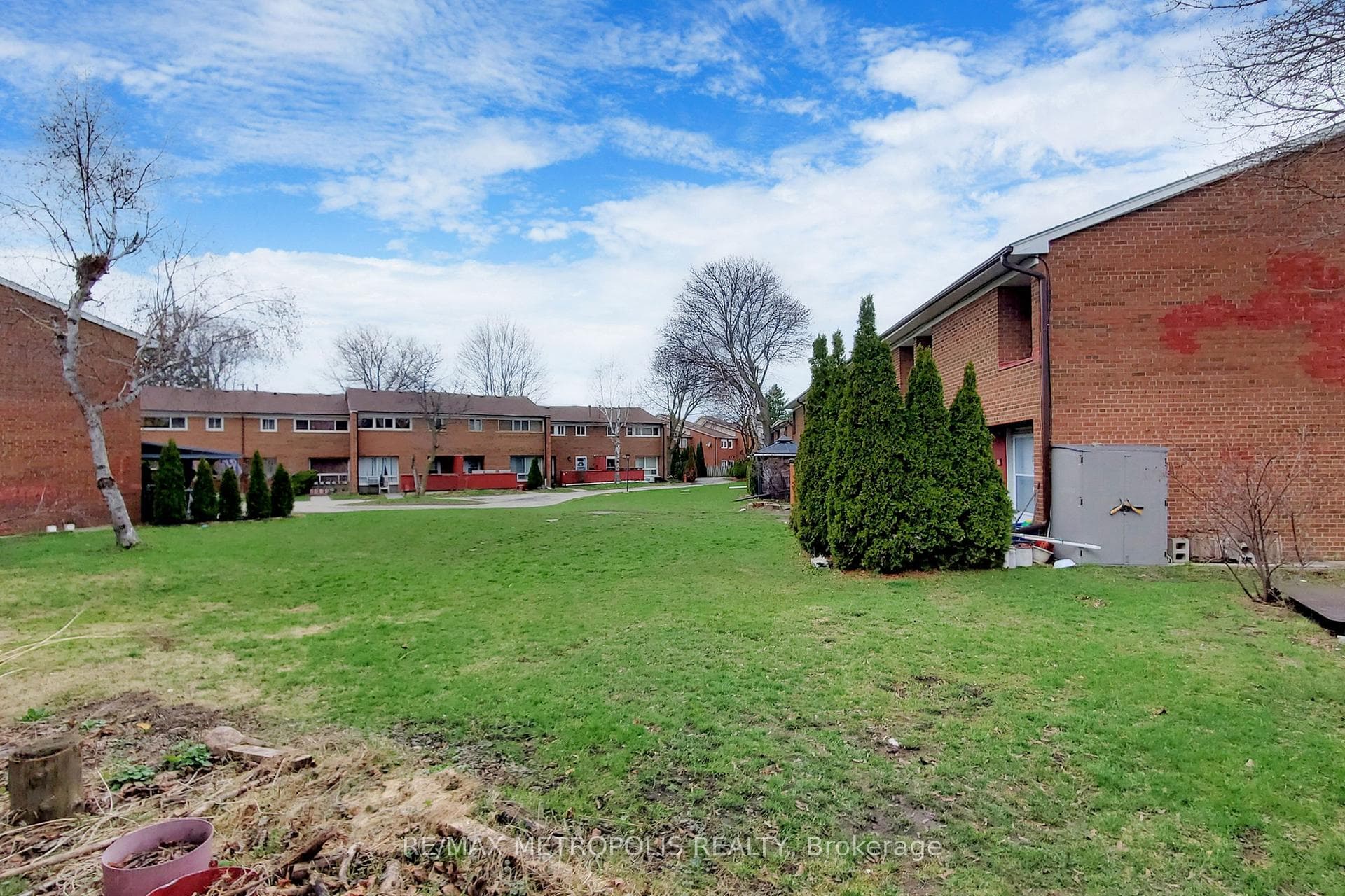 1021 Midland Avenue 25, Toronto E08, ON M1K 4G7, Toronto E08, ON — photo 43 of 50