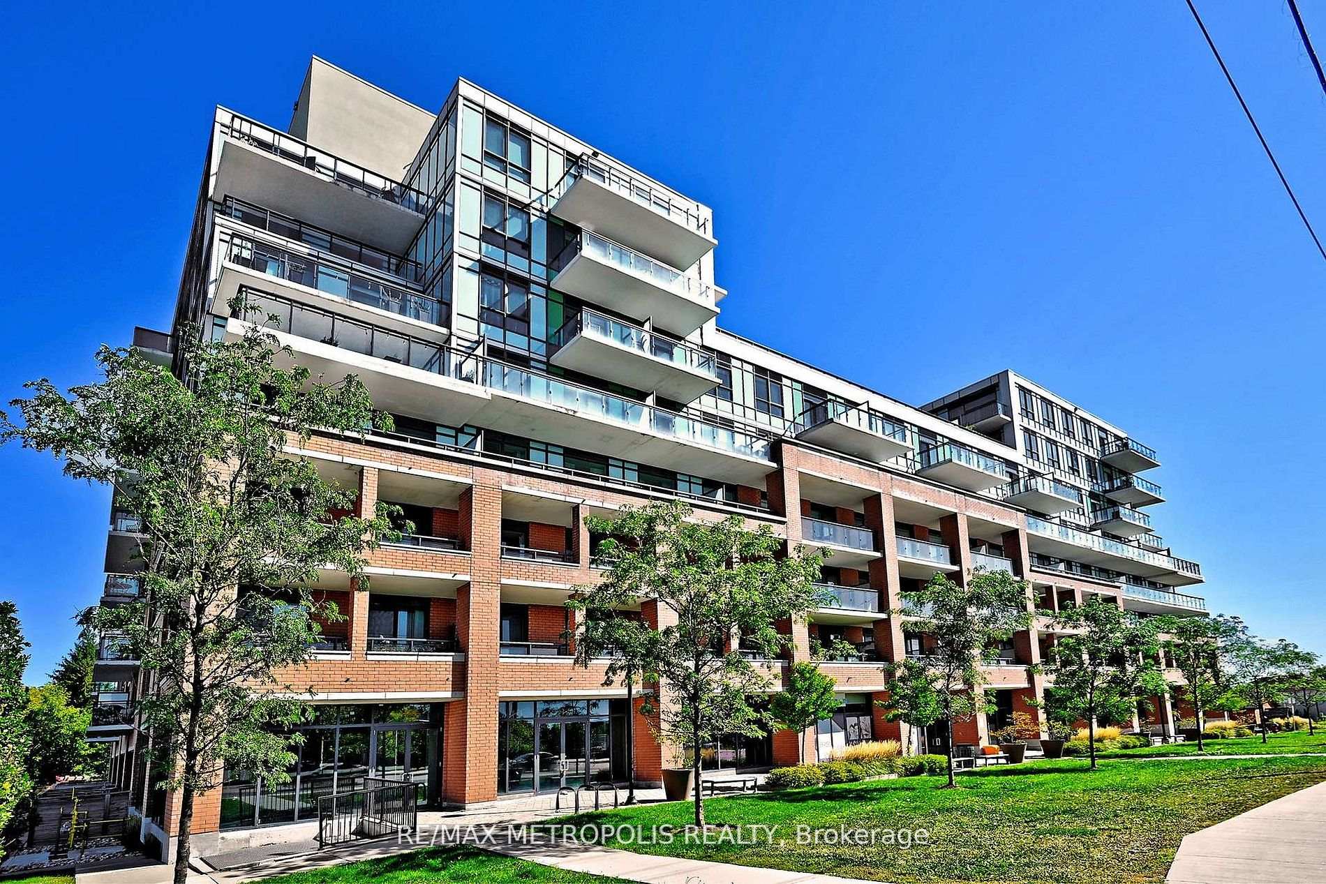 11611 Yonge Street 809, Richmond Hill, ON L4E 1G2, Richmond Hill, ON — photo 2 of 43