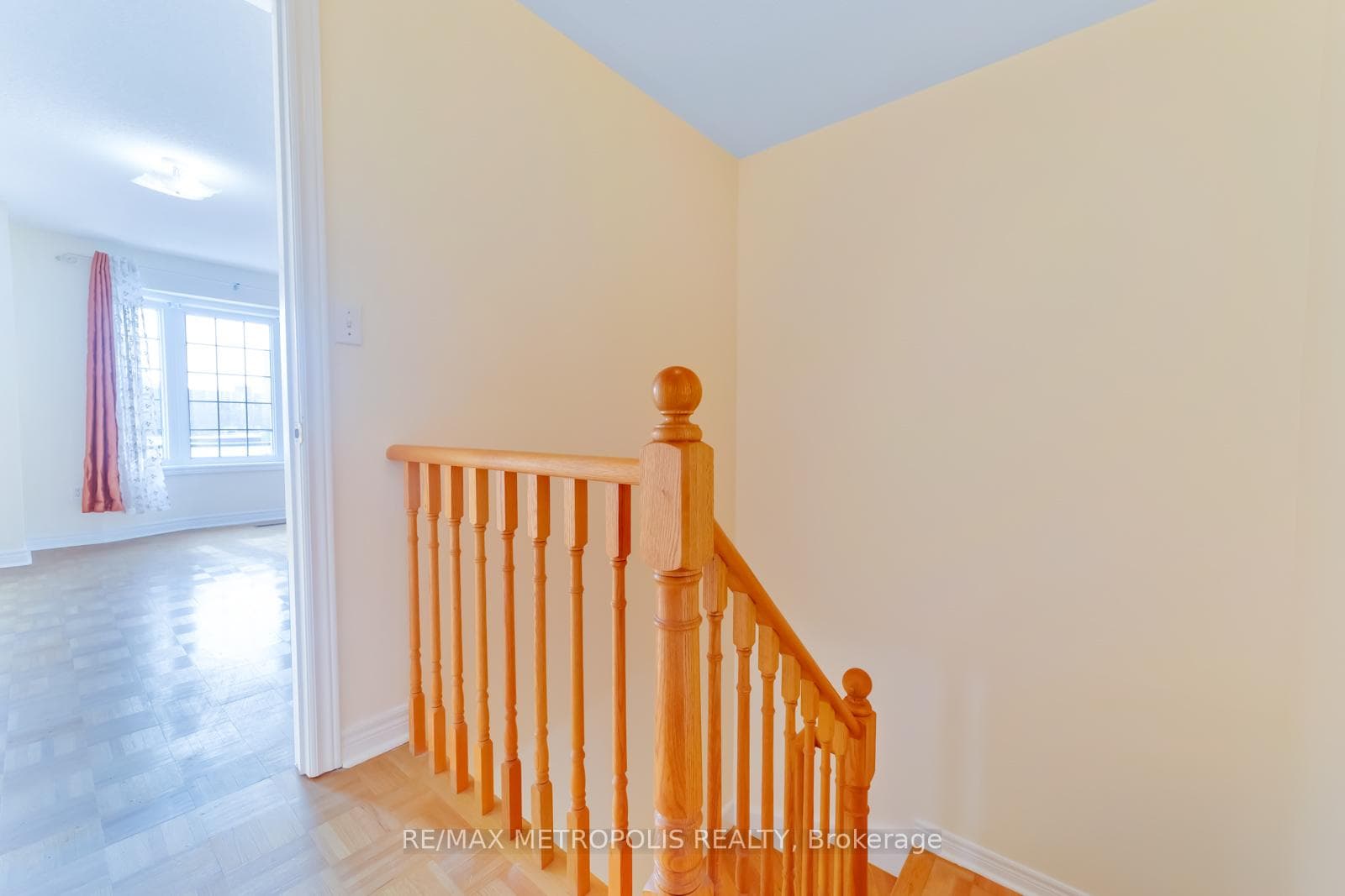 16B Gower Street, Toronto E03, ON M4B 3P5, Toronto E03, ON — photo 8 of 14