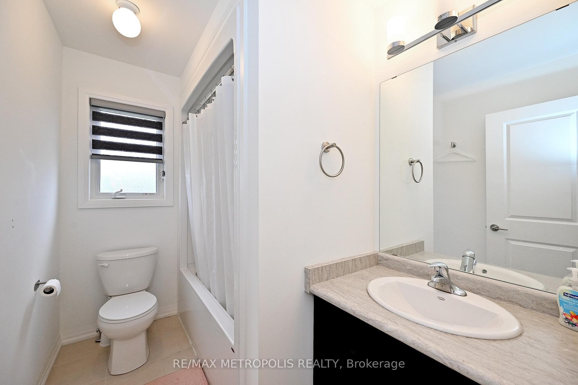 4552 Portage Road 104, Niagara Falls, ON L2E 6A8, Niagara Falls, ON — photo 40 of 50