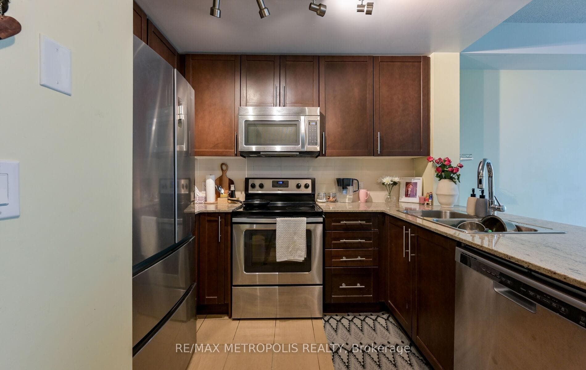 3985 Grand Park Drive 1004, Mississauga, ON L5B 0H8, Mississauga, ON — photo 11 of 43