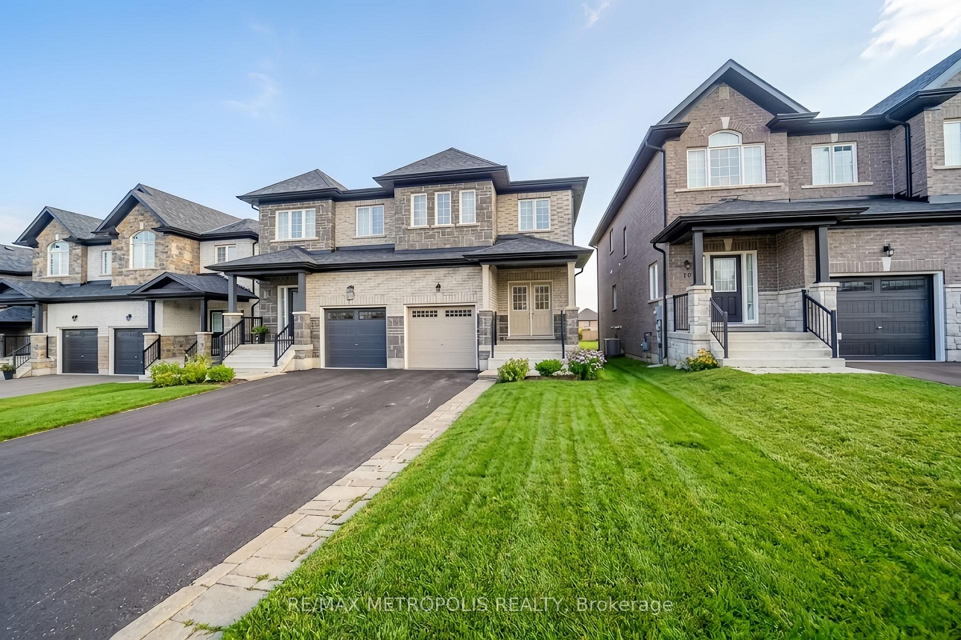 22 Haskins Crescent, Georgina, ON L4P 0H4, Georgina, ON — photo 1 of 50