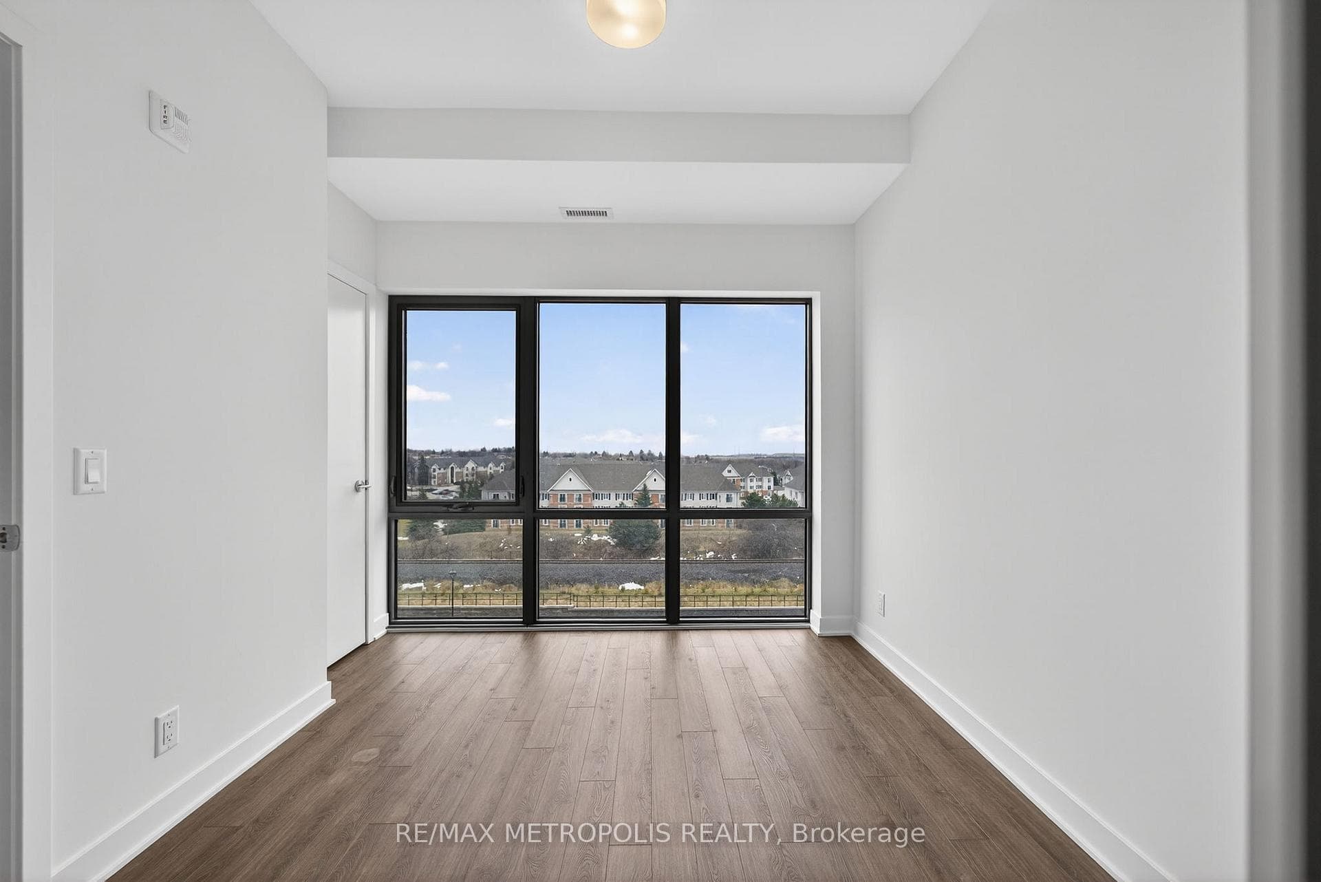 51 Clarington Boulevard 602, Clarington, ON L1C 0H6, Clarington, ON — photo 11 of 16