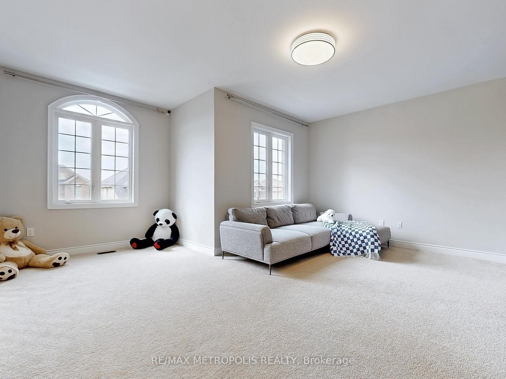 124 Milby Crescent, Bradford West Gwillimbury, ON L3Z 0X8, Bradford West Gwillimbury, ON — photo 20 of 29