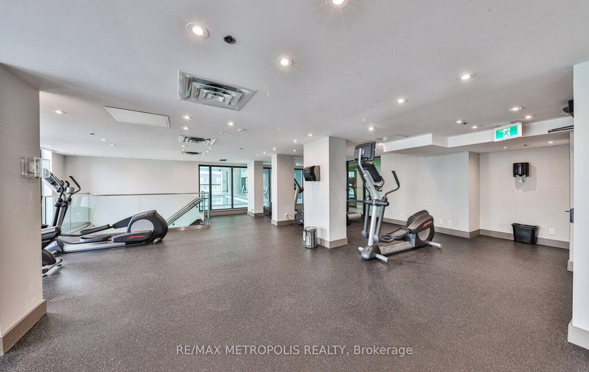 3985 Grand Park Drive 1004, Mississauga, ON L5B 0H8, Mississauga, ON — photo 40 of 43
