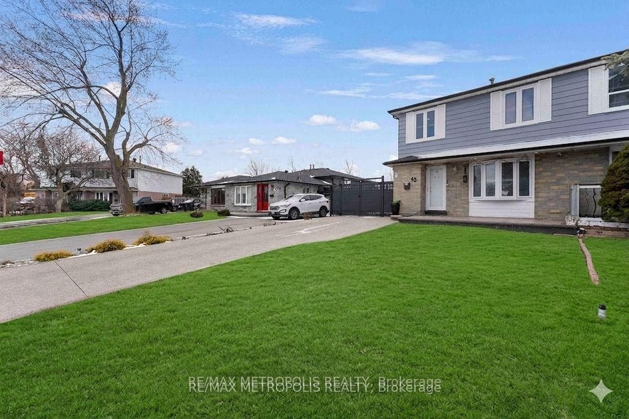 42 Gulliver Crescent, Brampton, ON L6S 1S9, Brampton, ON — photo 2 of 55
