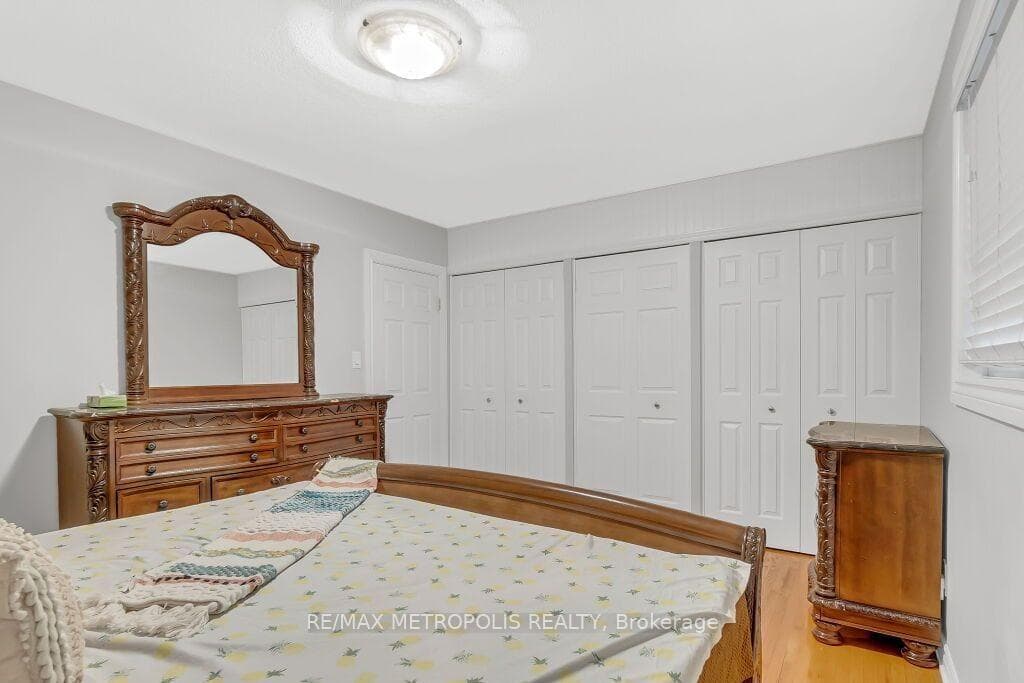 100 Warren Road, Kitchener, ON N2M 4T4, Kitchener, ON — photo 13 of 37