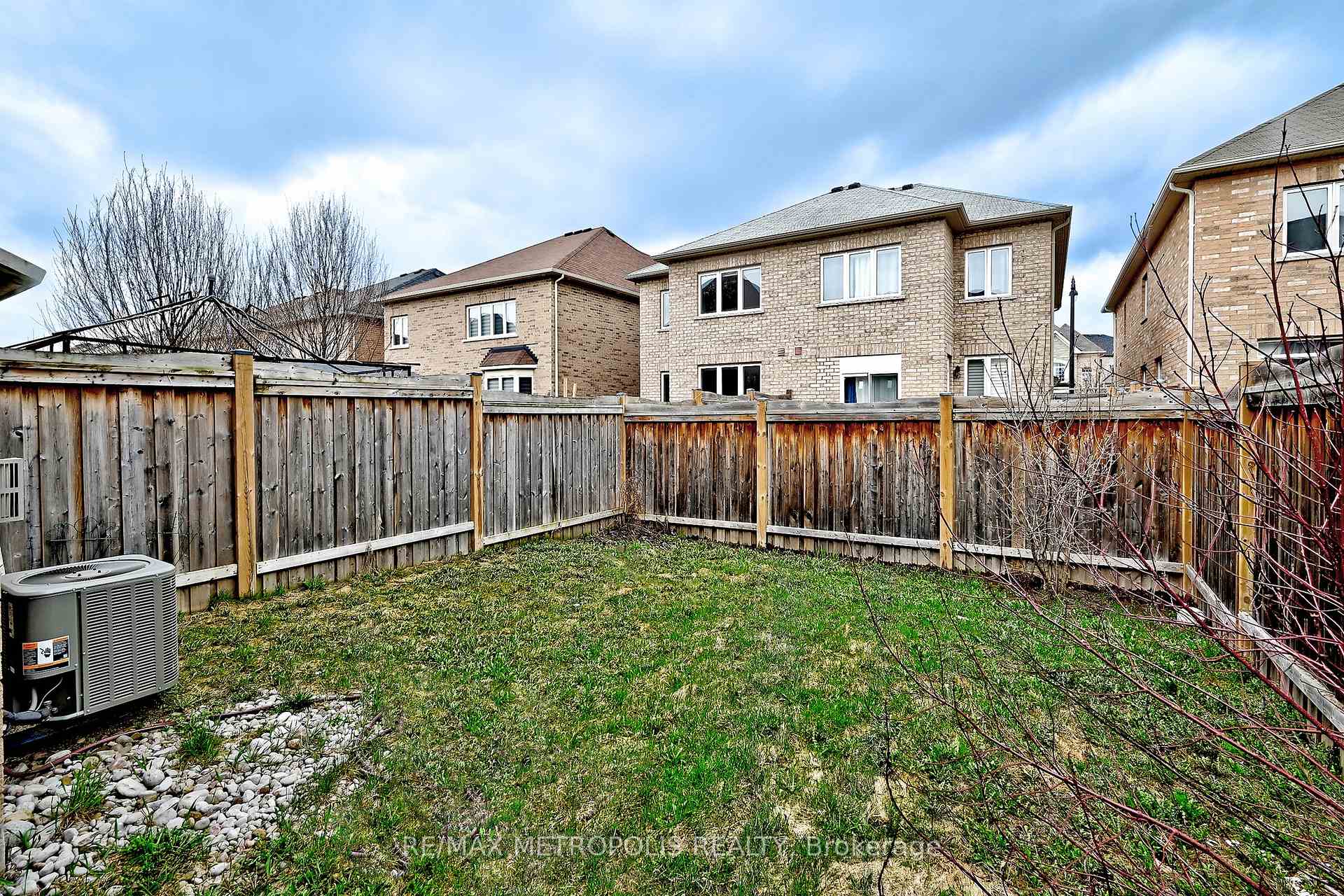 30 Wasaga Road, Brampton, ON L6X 3B1, Brampton, ON — photo 47 of 49